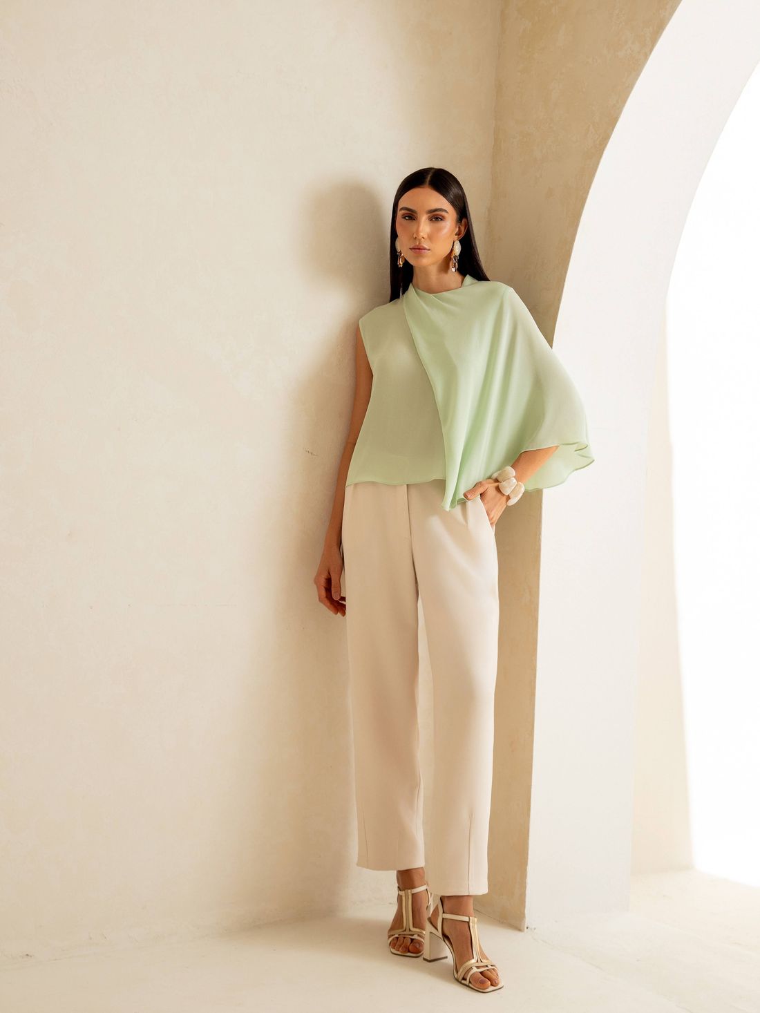 Regata Crepe Capa - Doce Flor Regata Crepe Capa - Doce Flor