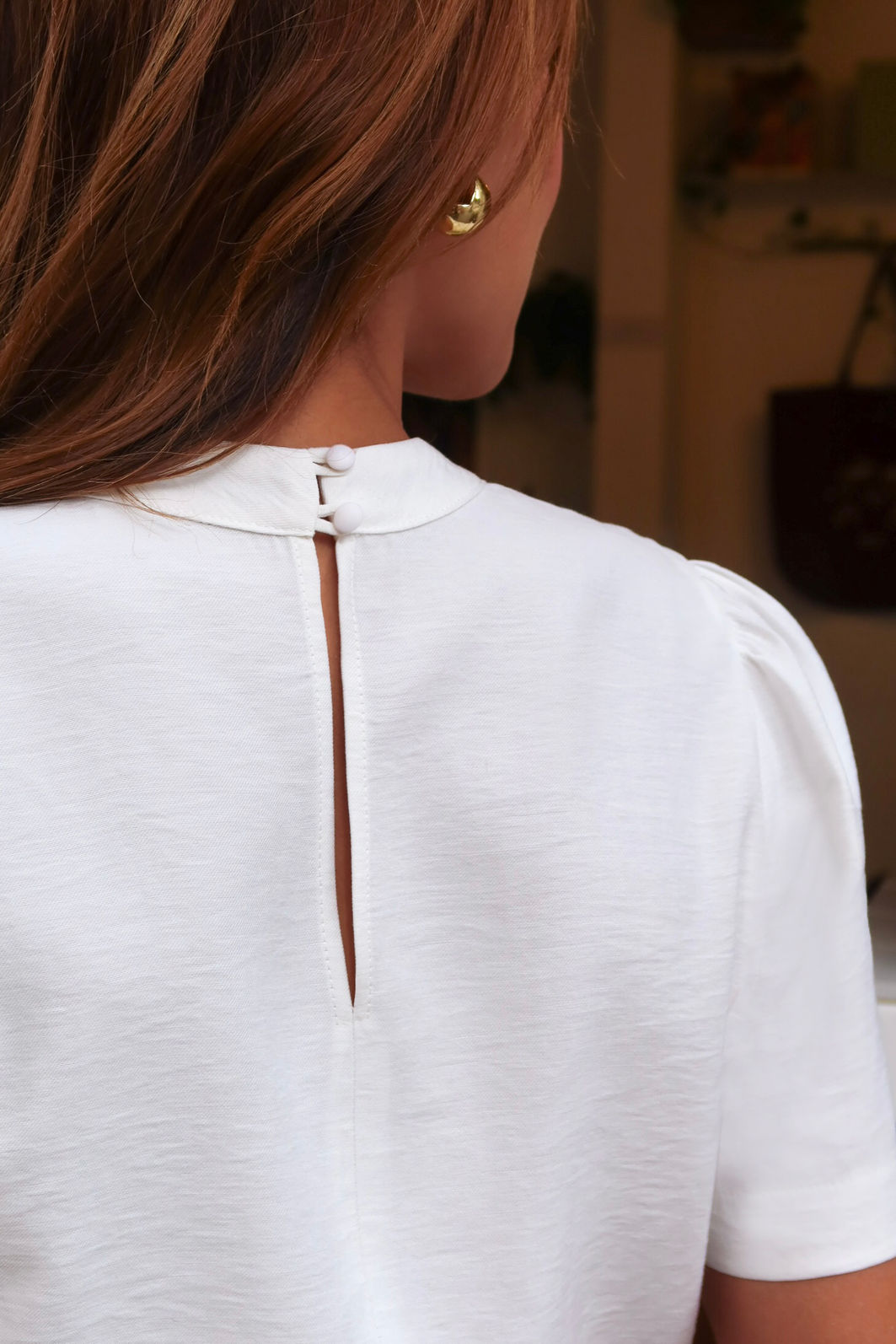 Blusa Aviamento Dourado Gola Alta -Doce Flor Blusa Aviamento Dourado Gola Alta -Doce Flor