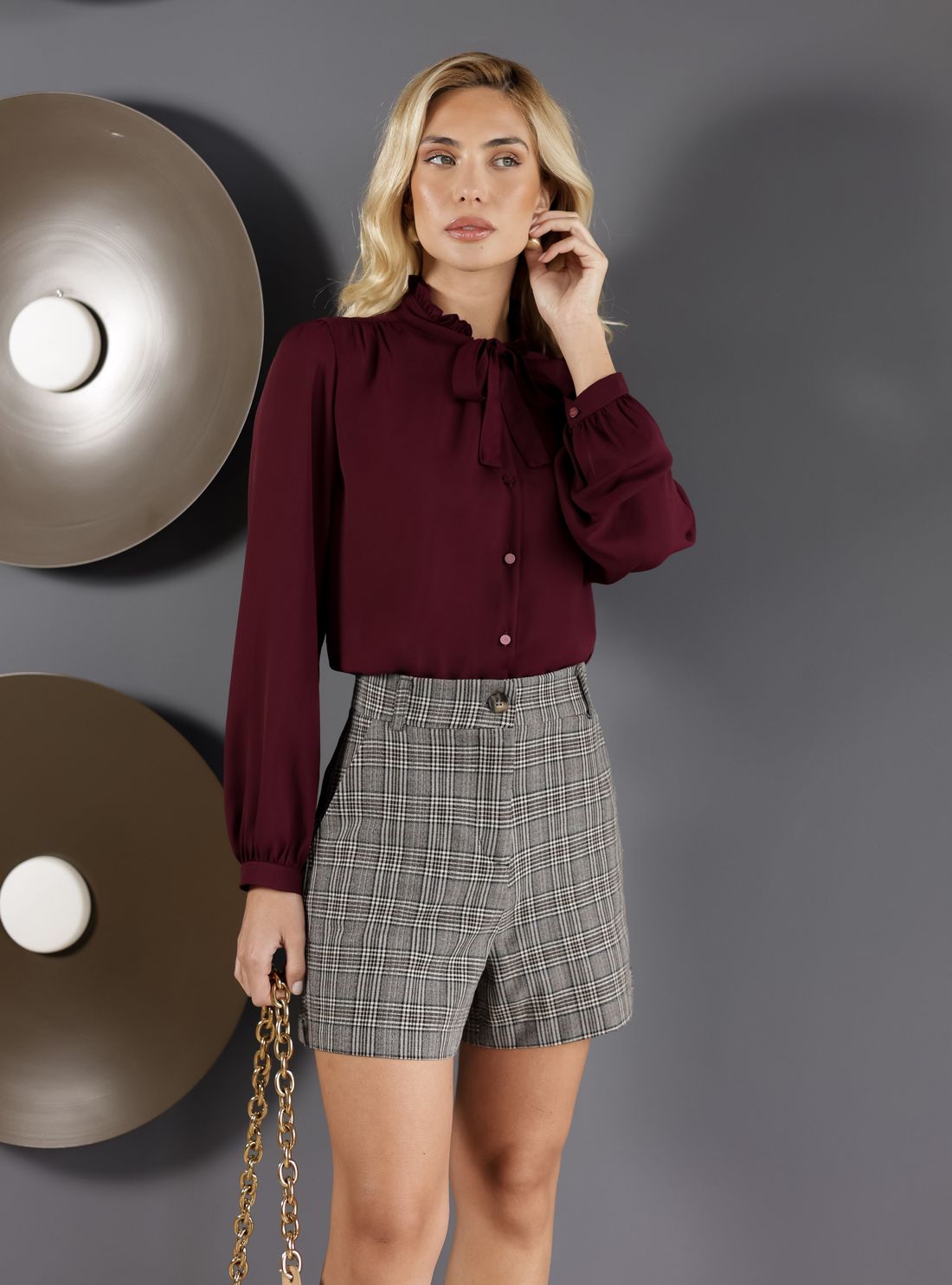 Camisa Social Feminina Gola Laço - Doce Flor Camisa Social Feminina Gola Laço - Doce Flor