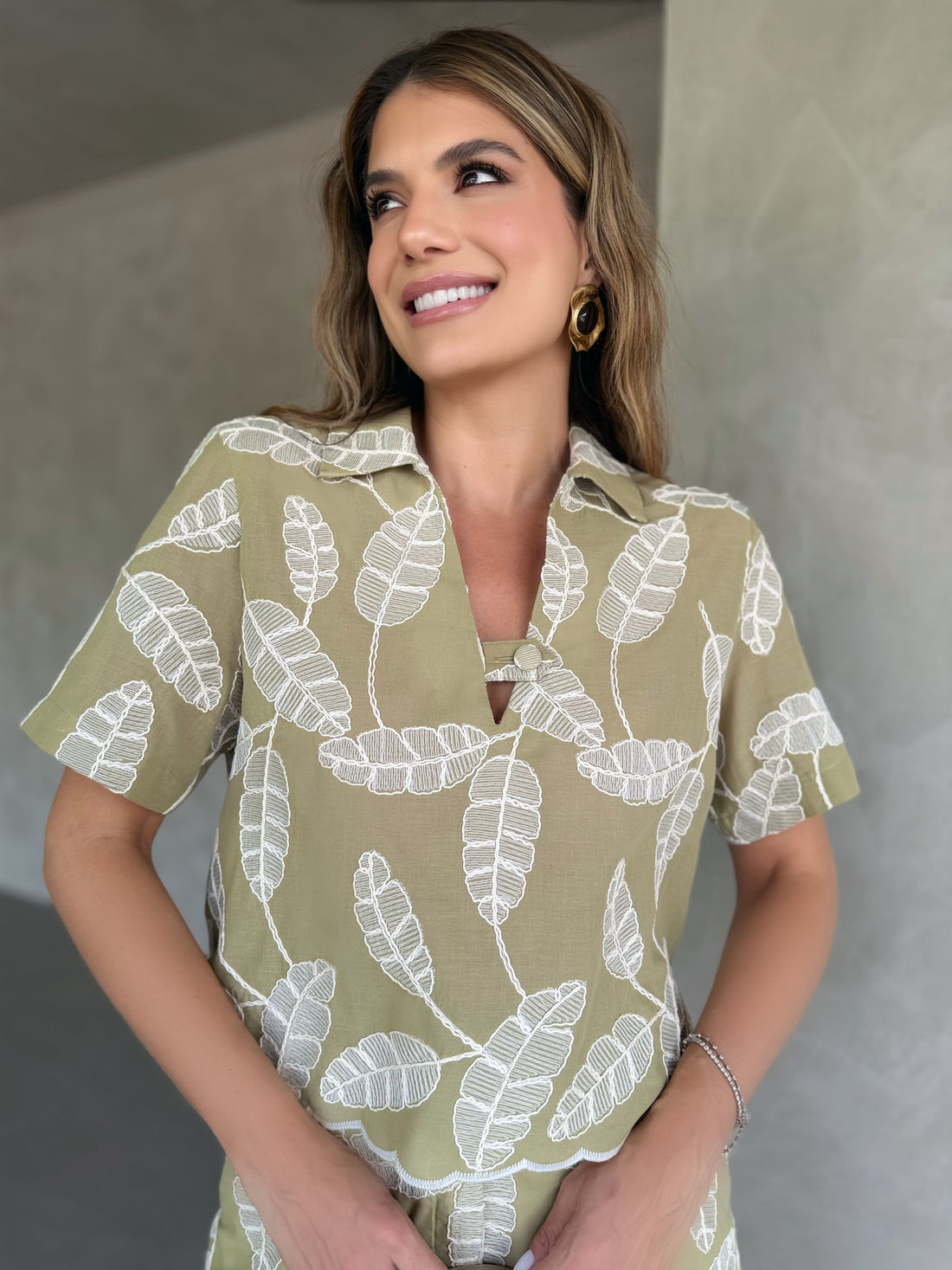 Blusa Polo Em Algodão Bordado - Doce Flor