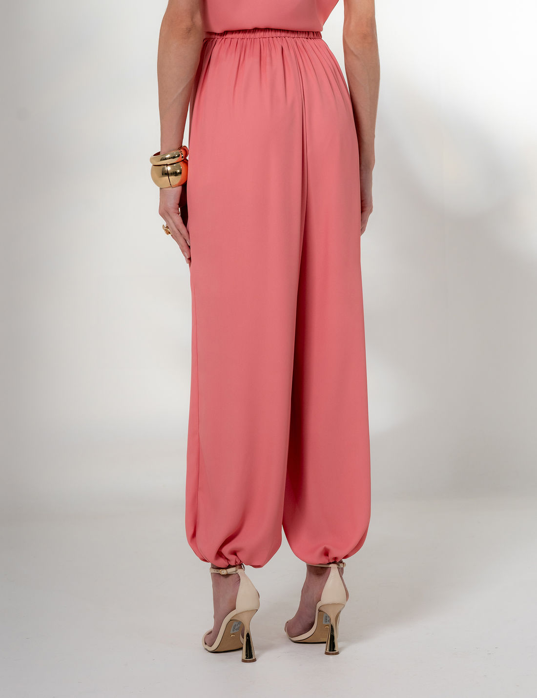 Calça Aladim Ísis Crepe - Unique Chic Calça Aladim Ísis Crepe - Unique Chic