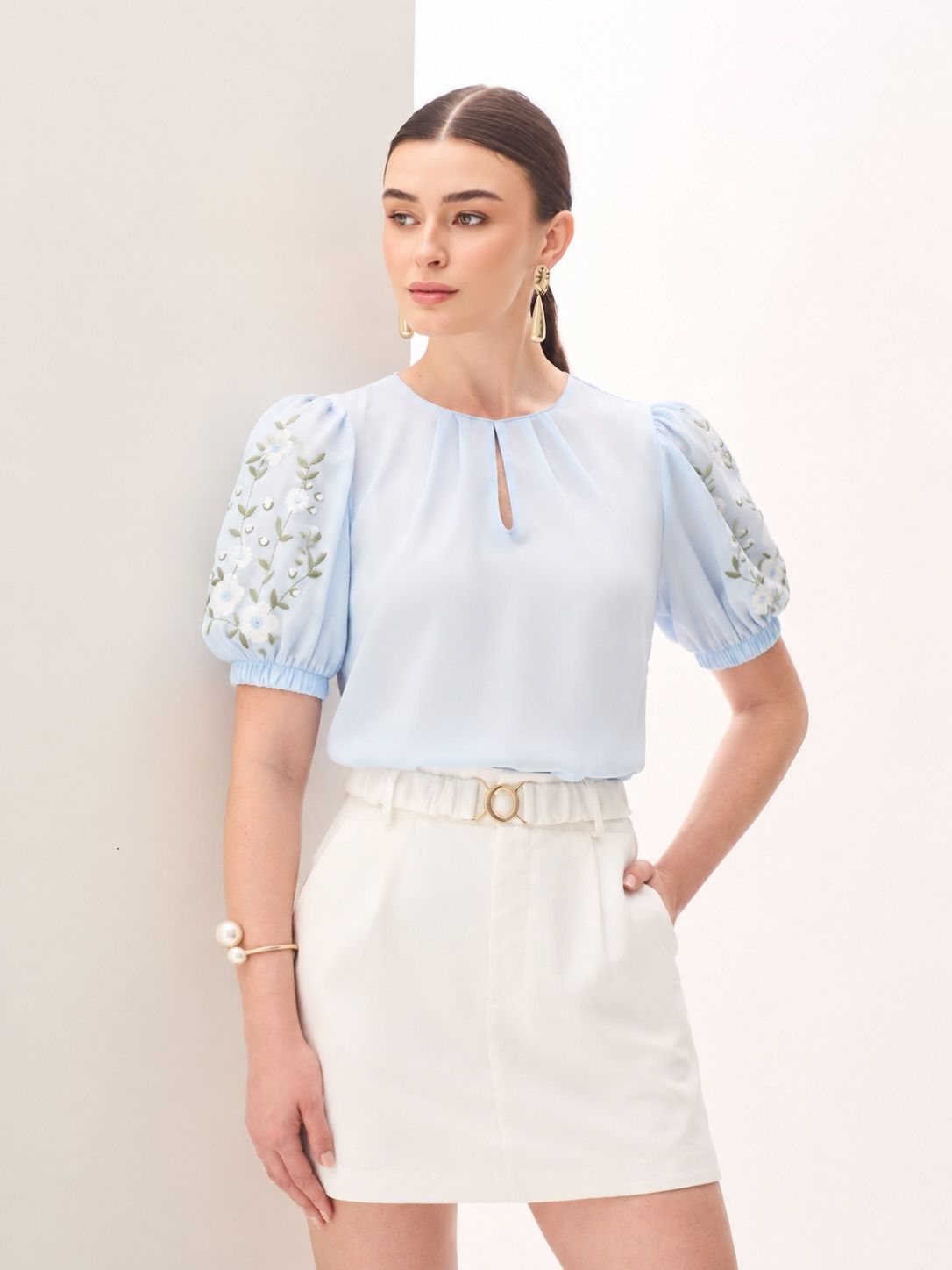 Blusa Crepe Manga Bordada - Milalai Blusa Crepe Manga Bordada - Milalai
