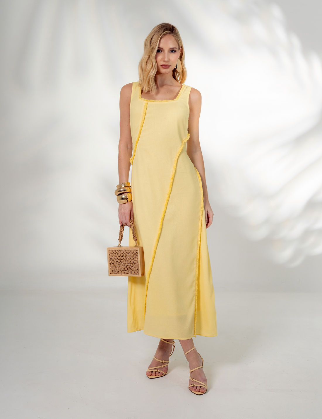 Vestido Stella Viscolinho - Unique Chic Vestido Stella Viscolinho - Unique Chic