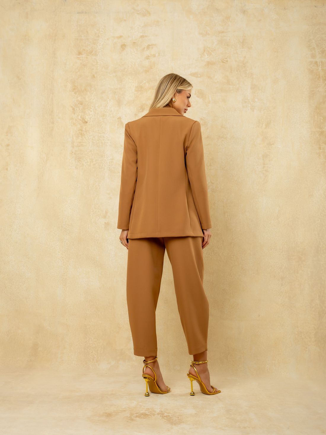 Blazer Feminino de Alfaiataria com Botões Dourados- Doce Flor