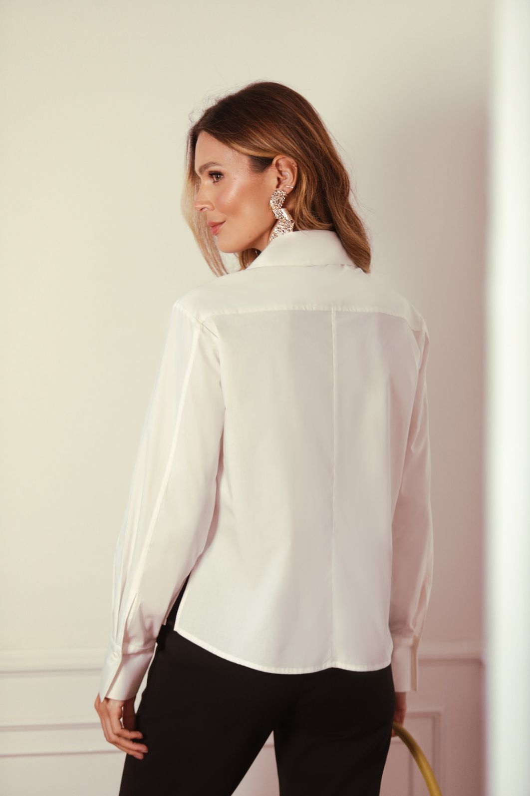Camisa Tricoline Gola Assimétrica - Donna Ritz Camisa Tricoline Gola Assimétrica - Donna Ritz