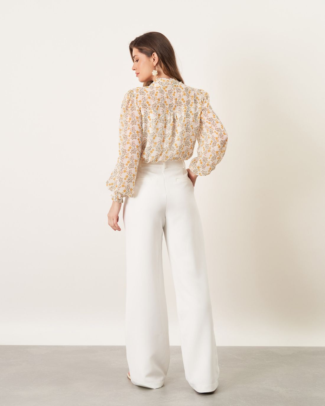 Blusa Estampada Floral Com Laço - Milalai Blusa Estampada Floral Com Laço - Milalai