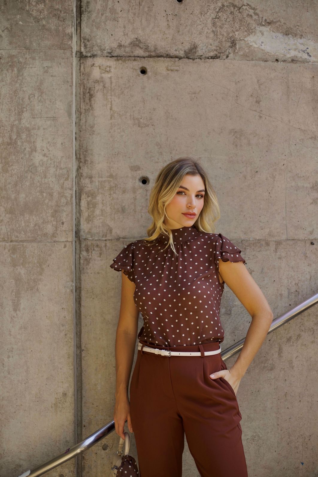 Blusa Crepe Gola Alta Poás - Doce Flor