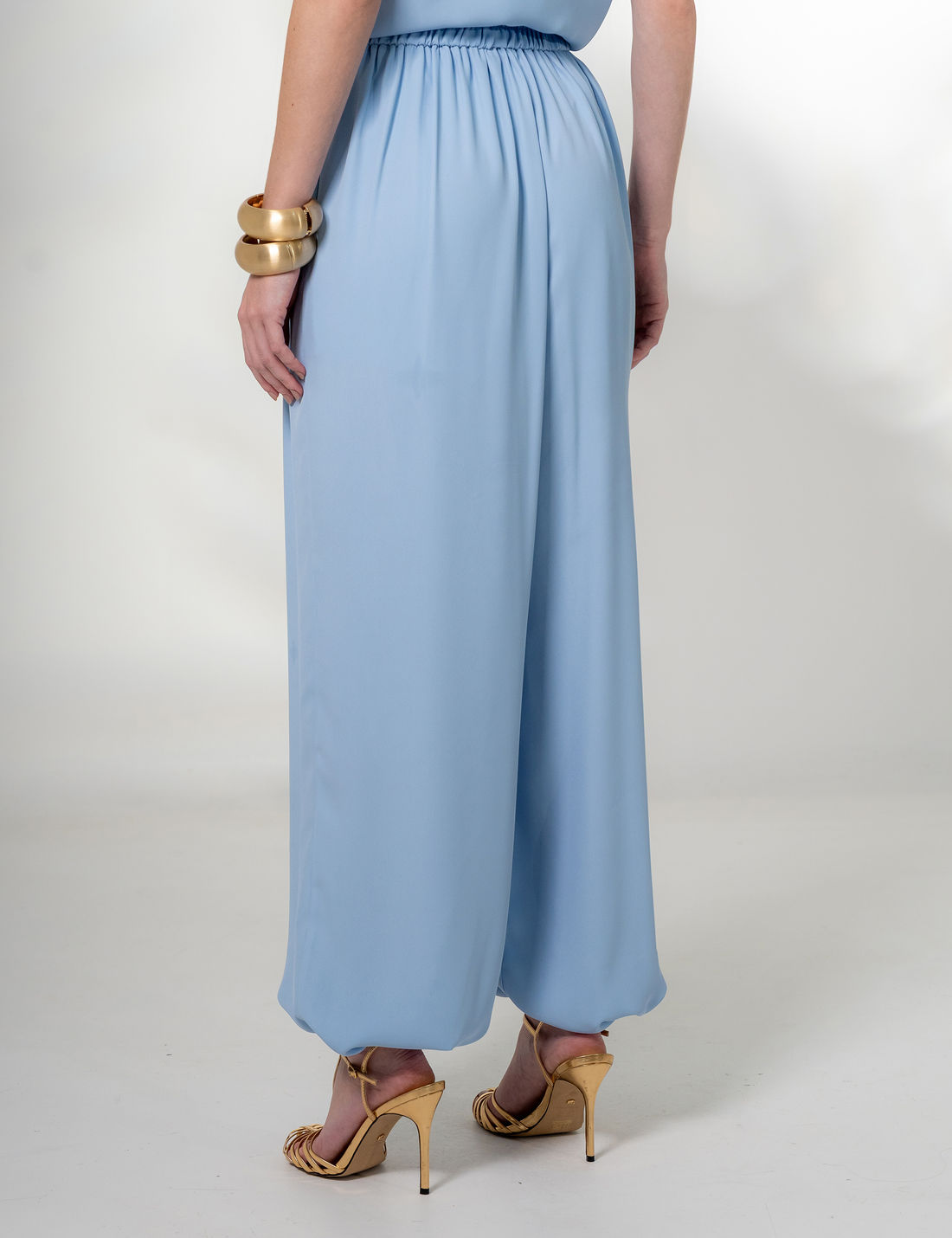 Calça Aladim Ísis Crepe - Unique Chic Calça Aladim Ísis Crepe - Unique Chic