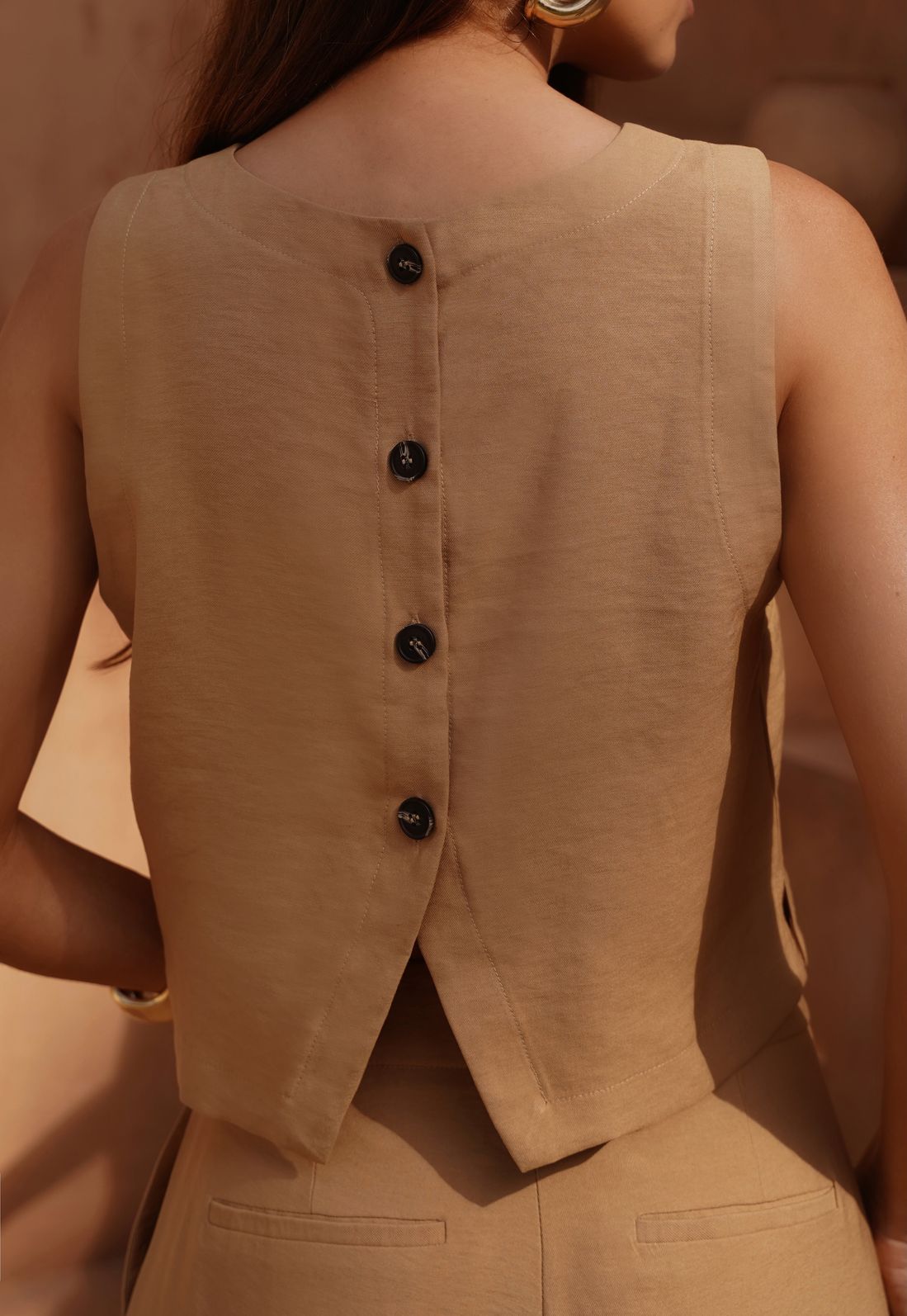 Blusa Cavada Abotoamento Nas Costas - Doce Flor