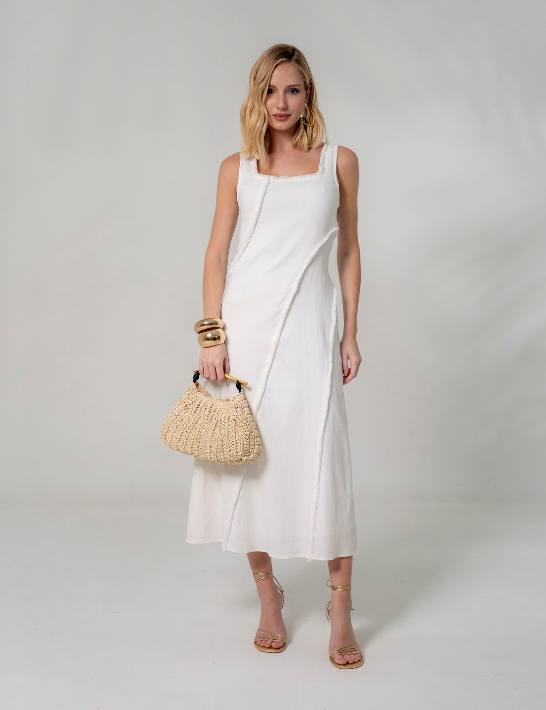 Vestido Stella Viscolinho - Unique Chic Vestido Stella Viscolinho - Unique Chic