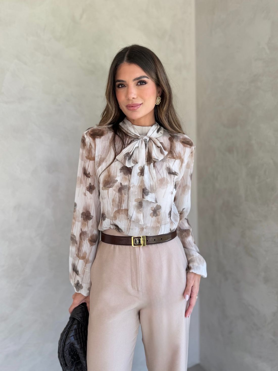 Blusa Gola Laço Estampa Floral Exclusiva - Donna Ritz
