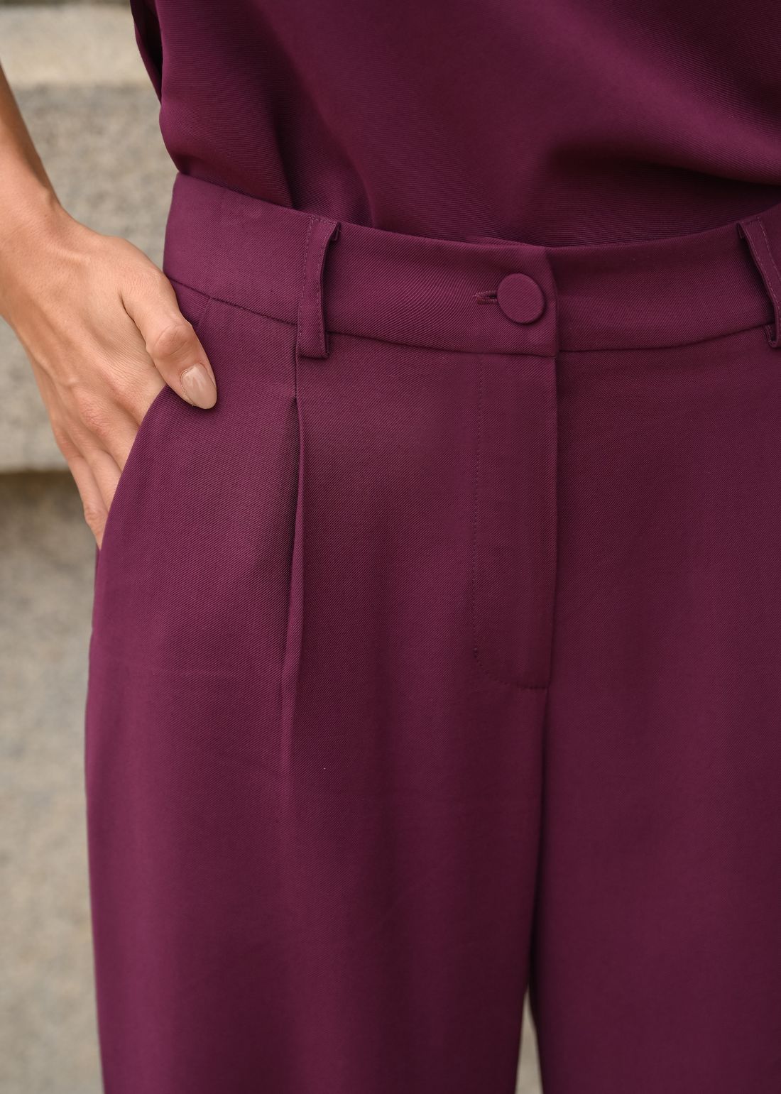 Calça Wide Leg Com Pregas - Doce Flor