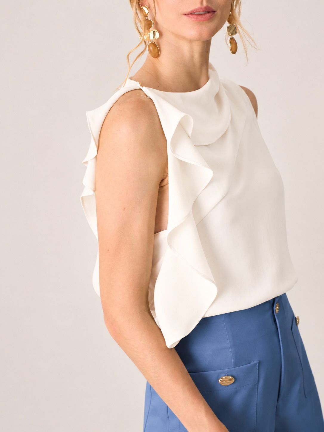 Blusa Crepe Gola Babados - Milalai Blusa Crepe Gola Babados - Milalai