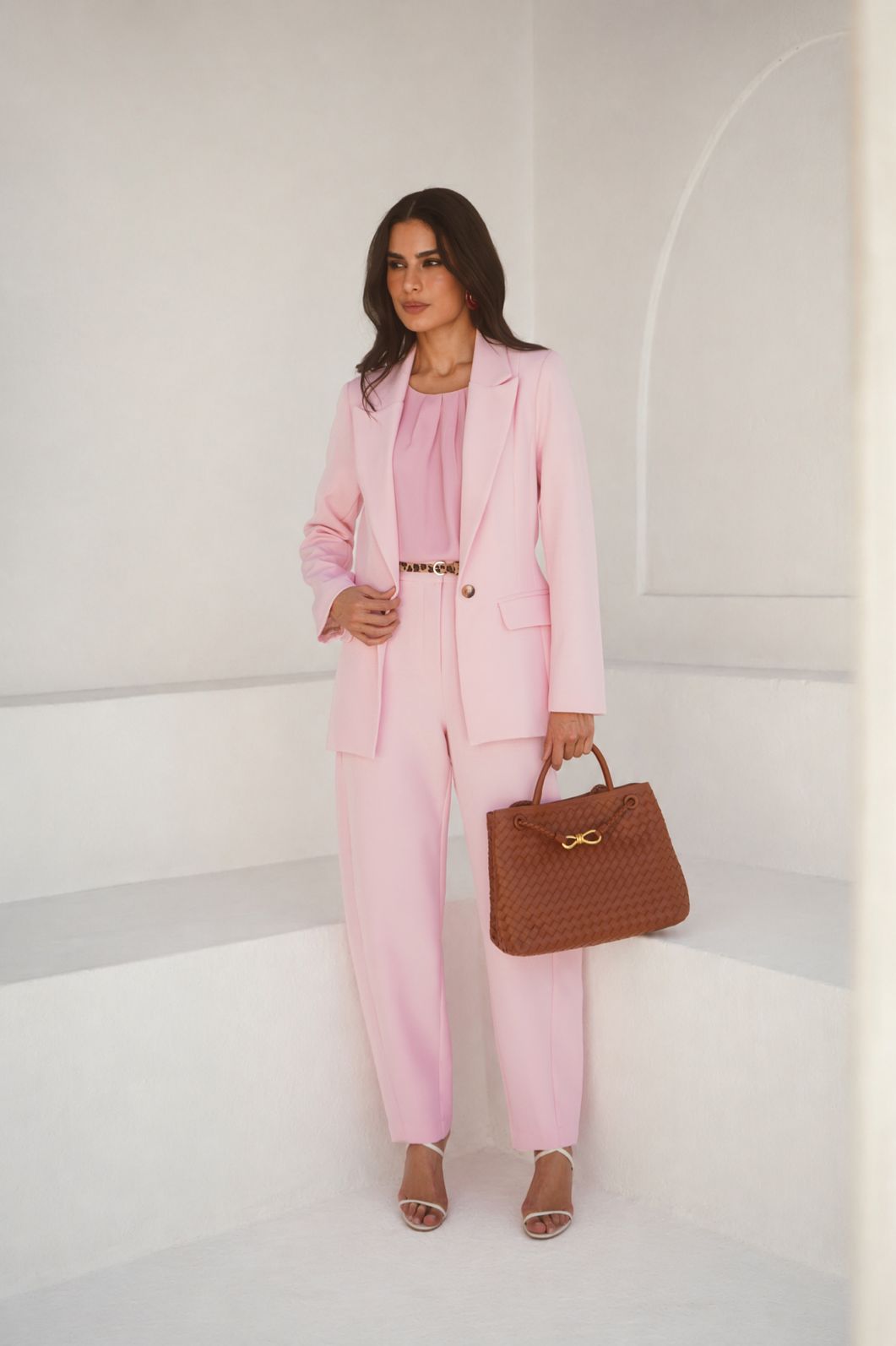 Calça Alfaiataria Barrel com Cinto - Donna Ritz Calça Alfaiataria Barrel com Cinto - Donna Ritz