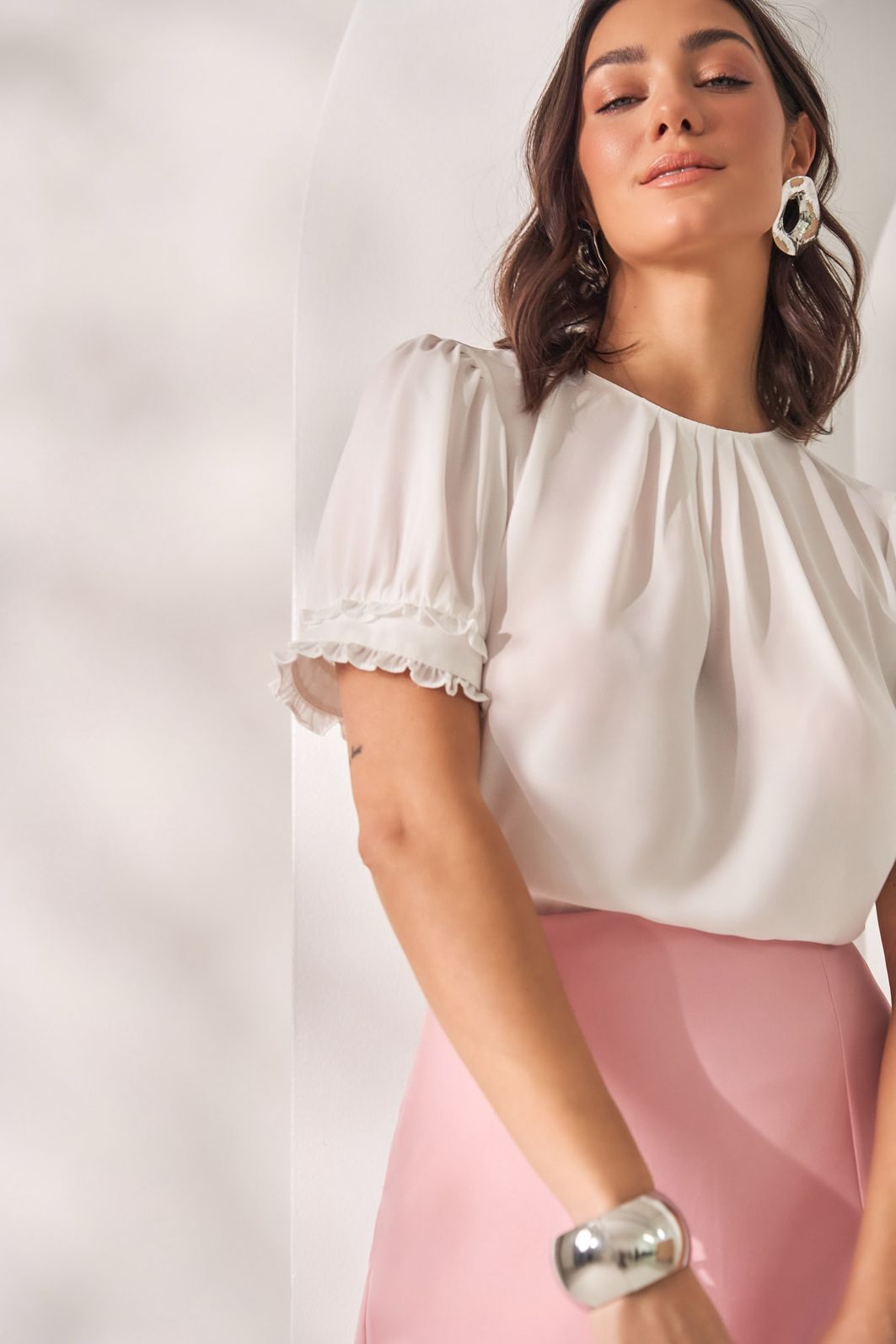 Blusa Manga Bufante e Babados - Milalai Blusa Manga Bufante e Babados - Milalai