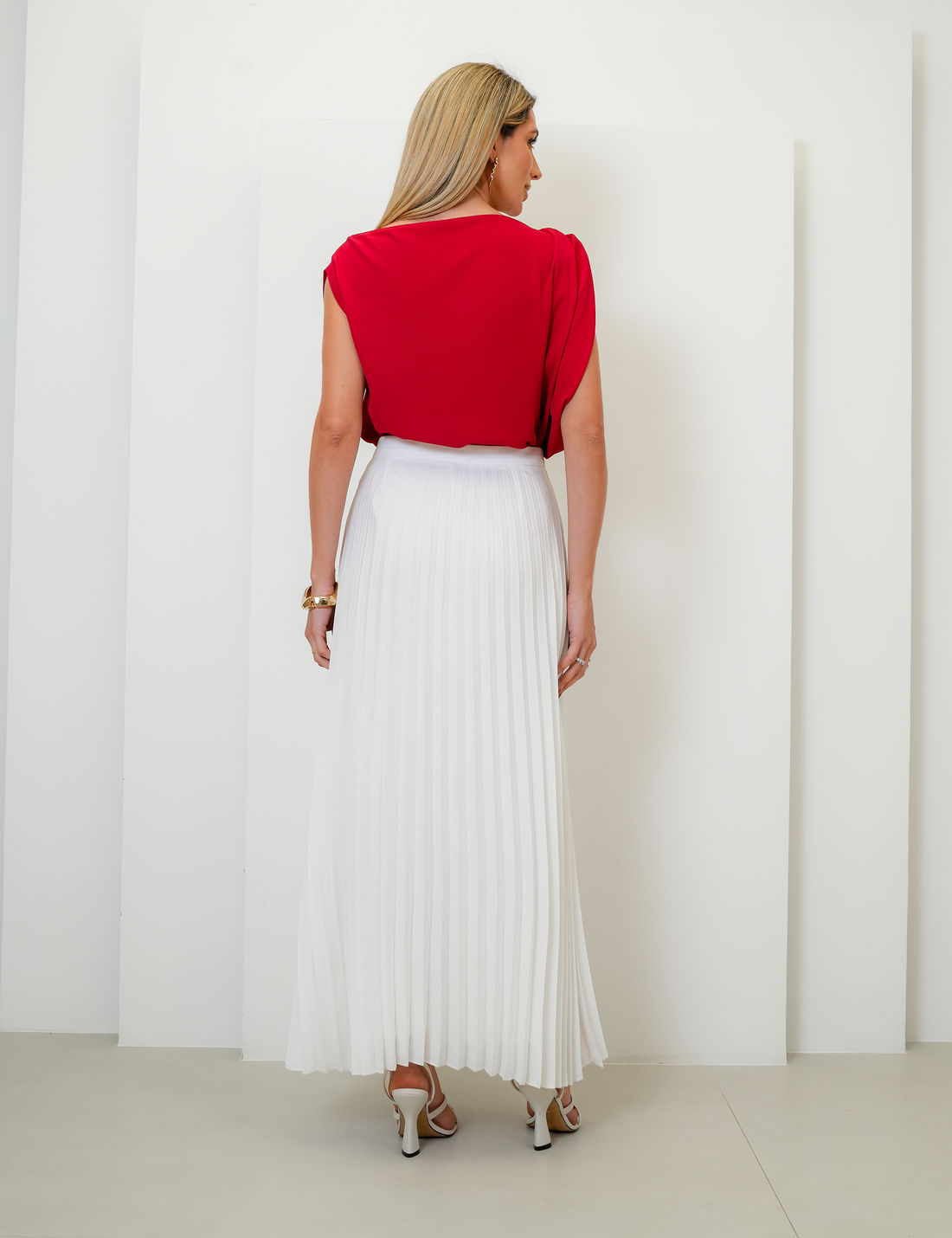 Saia Longa Brigitte Plissada - Unique Chic Saia Longa Brigitte Plissada - Unique Chic