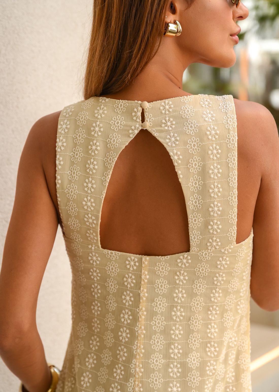 Vestido Midi Chiffon Bordado Abertura  Costas - Doce Flor