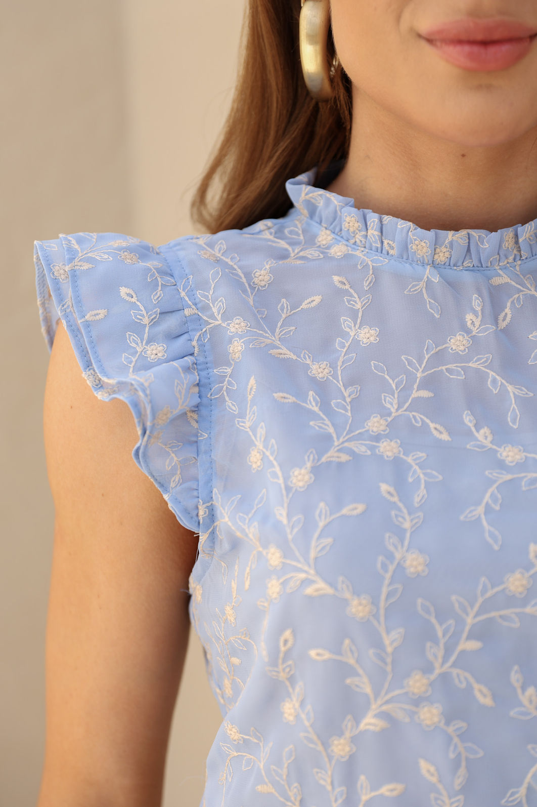 Blusa Chiffon Bordado Com Babados Na Manga - Doce Flor