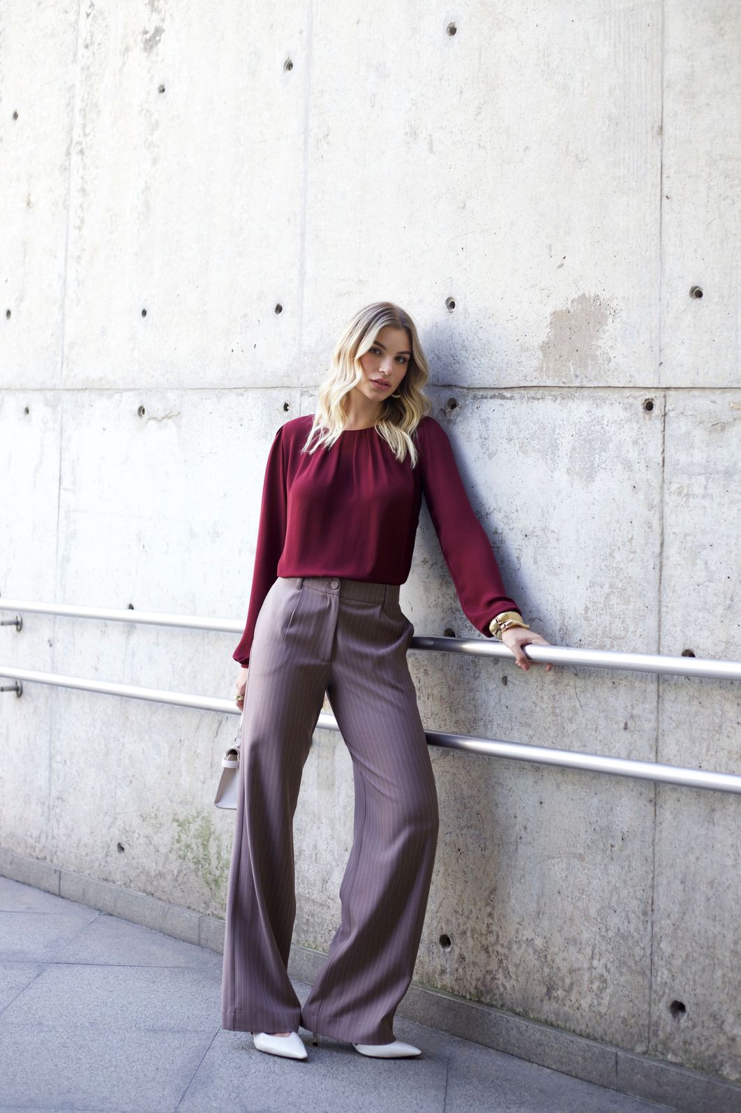 Calça Pantalona Risca De Giz Bolsos - Doce Flor