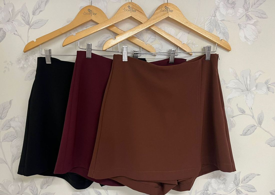 Short Saia Alfaiataria Transpassada - Doce Flor