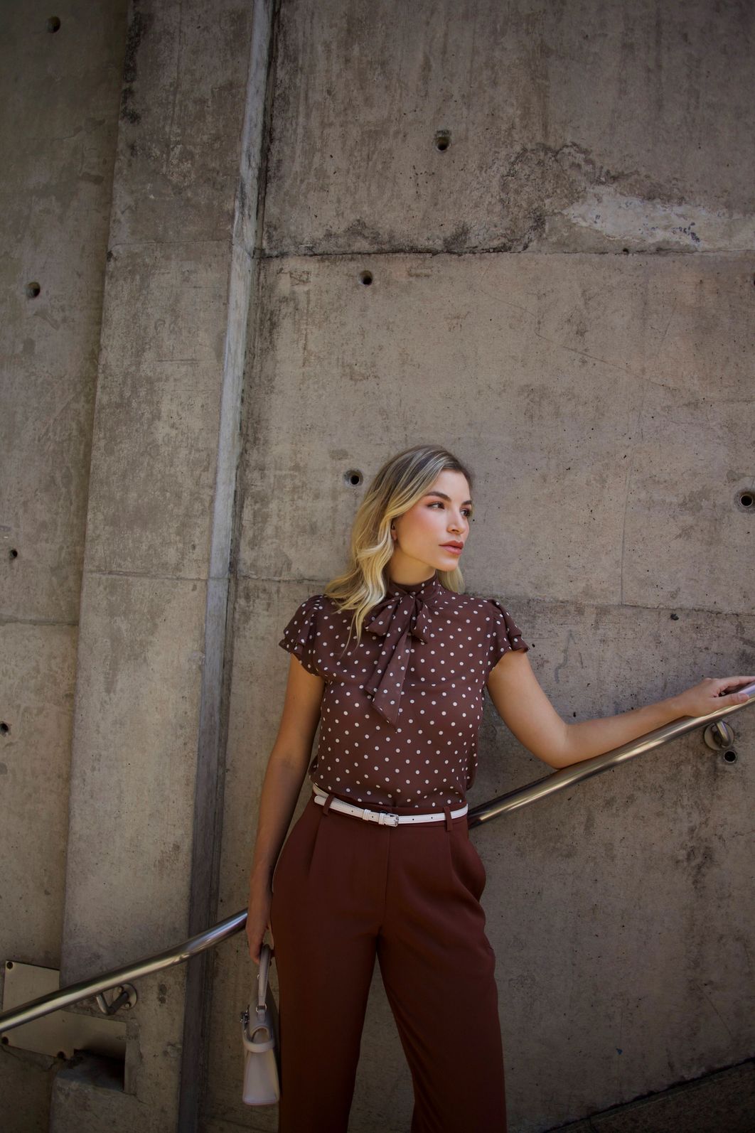 Blusa Crepe Gola Alta Poás - Doce Flor