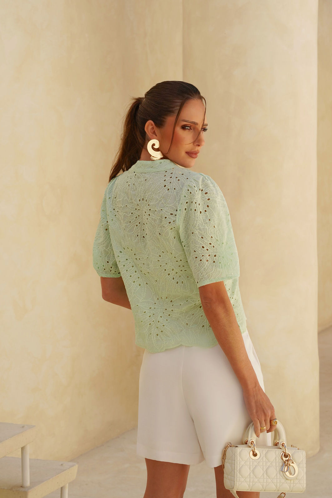 Shorts Com Lapela E Nervura - Doce Flor