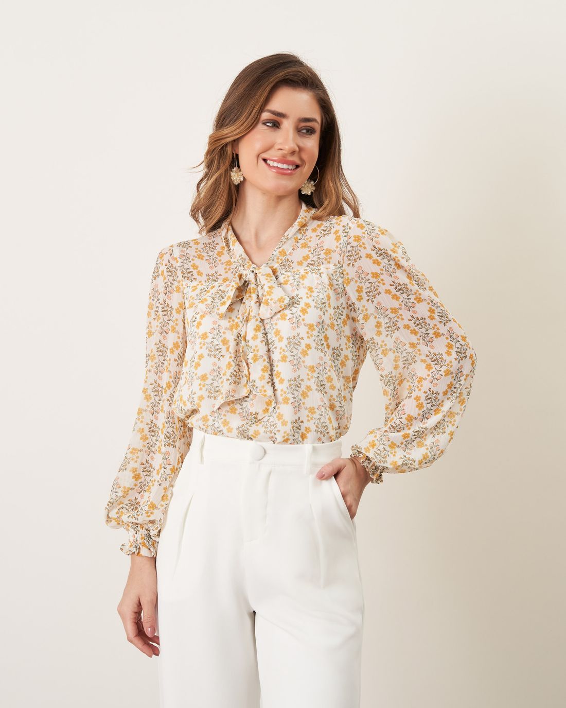 Blusa Estampada Floral Com Laço - Milalai Blusa Estampada Floral Com Laço - Milalai