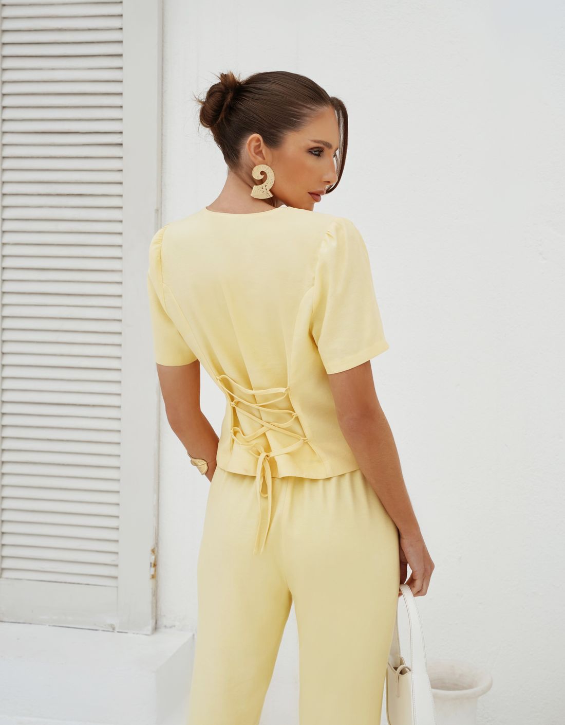 Calça Clochard Alfaiataria Mista Cinto - Doce Flor Calça Clochard Alfaiataria Mista Cinto - Doce Flor