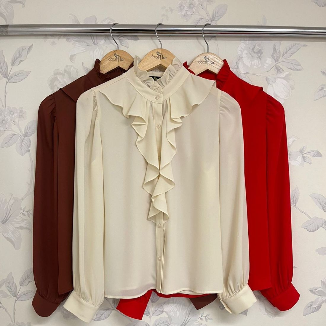 Camisa Crepe Com Jabots - Doce Flor