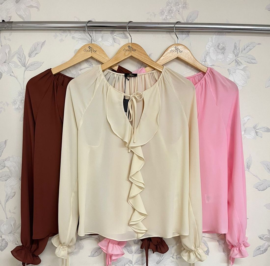 Blusa Crepe Manga Longa Jabots e Amarração - Doce Flor