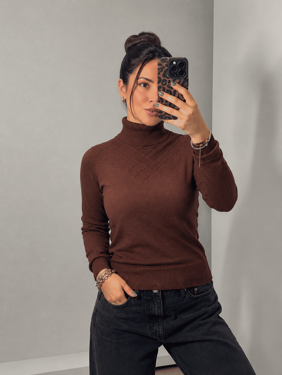 Blusa Tricot Gola Alta Blusa Tricot Gola Alta