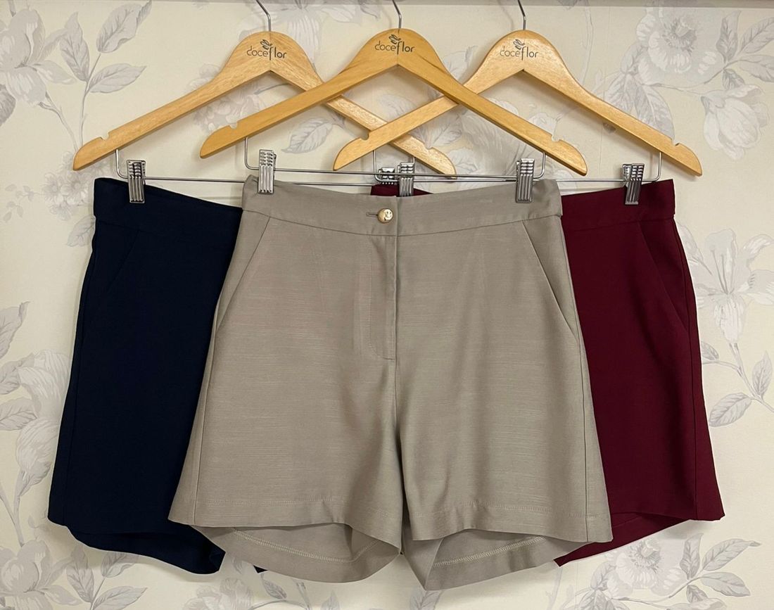 Short Com Martingale E Botões - Doce Flor