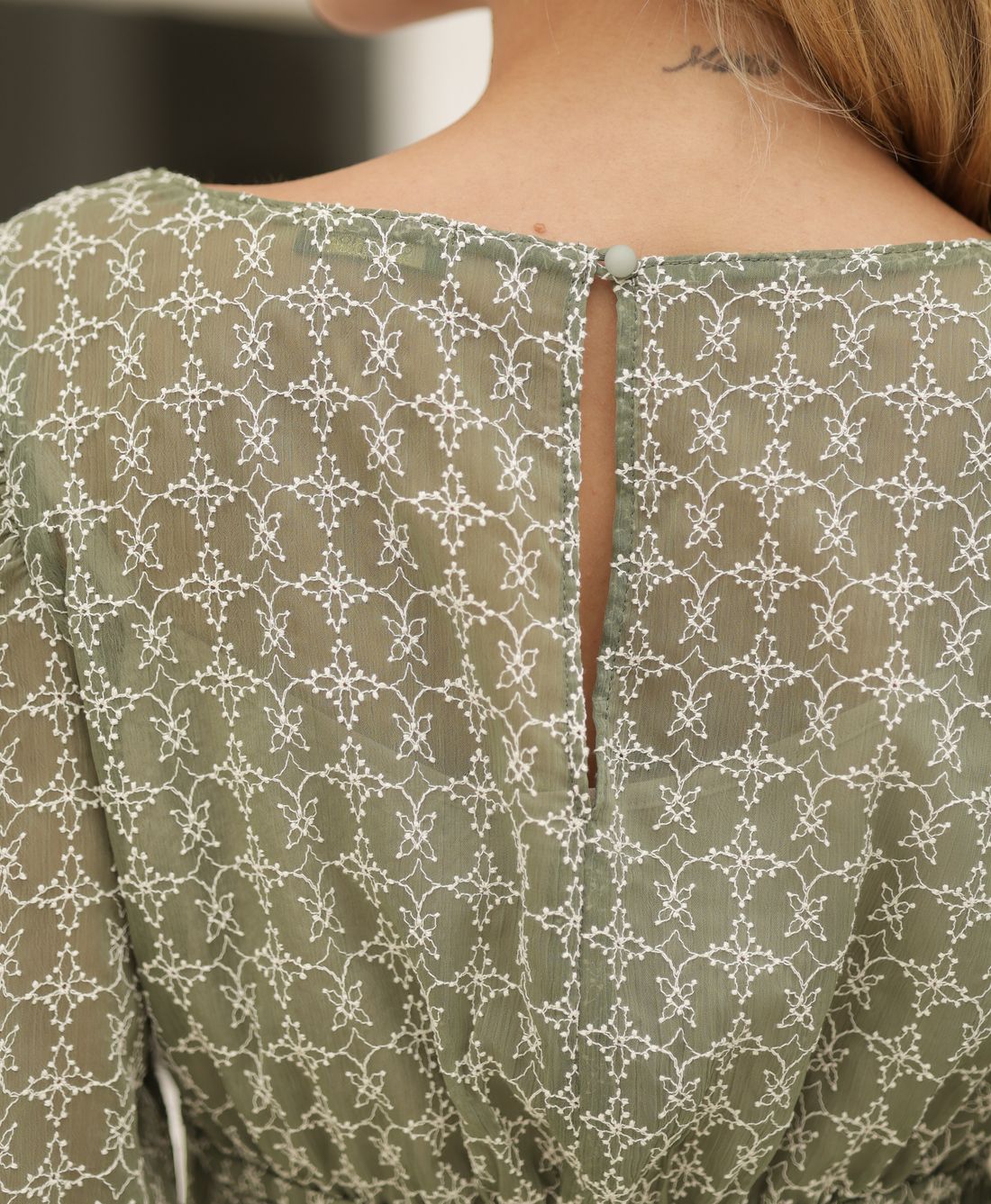 Blusa Em Chiffon Bordado - Doce Flor Blusa Em Chiffon Bordado - Doce Flor