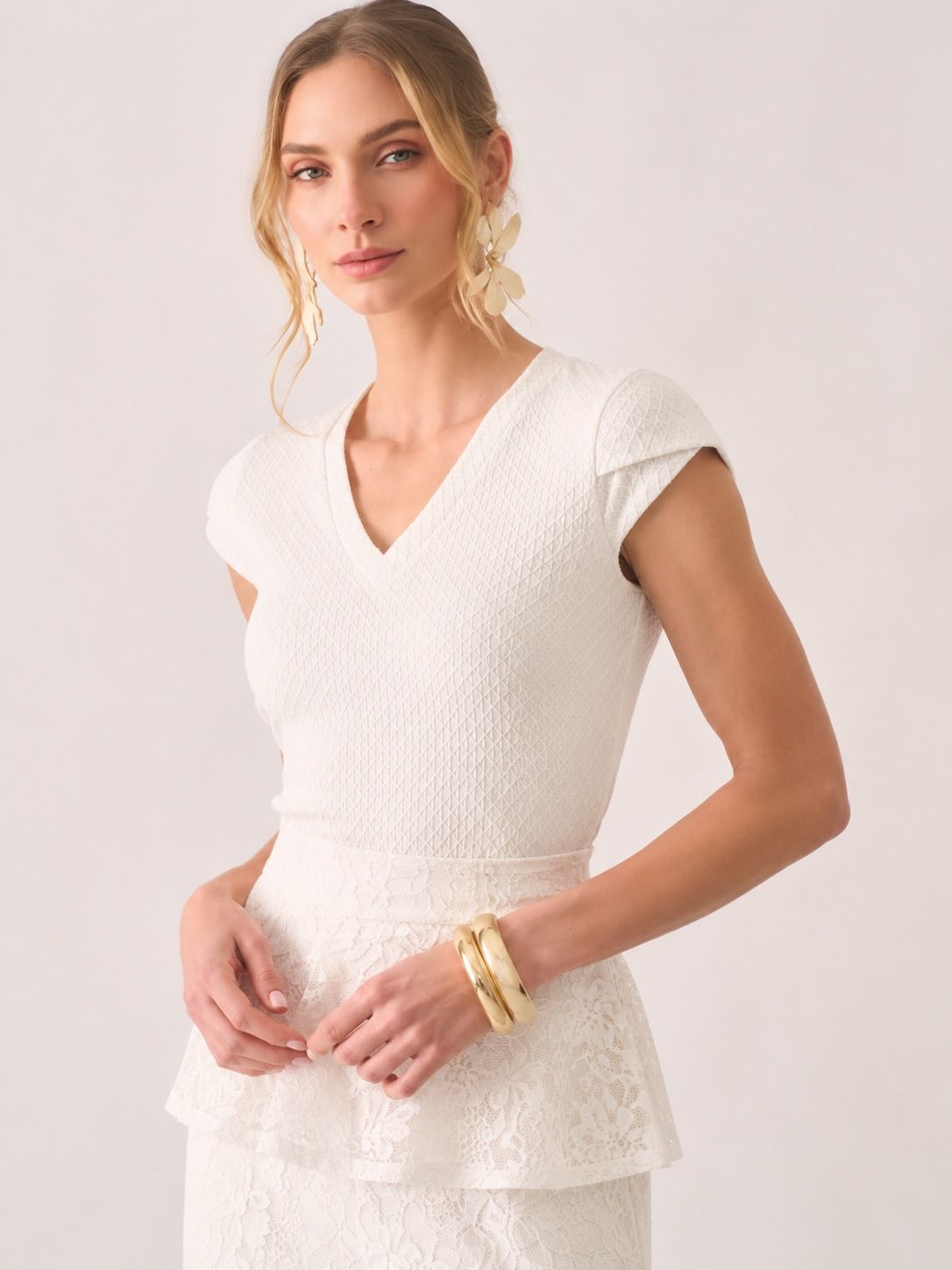 Blusa Malha Maquinetada Decote V - Milalai Blusa Malha Maquinetada Decote V - Milalai