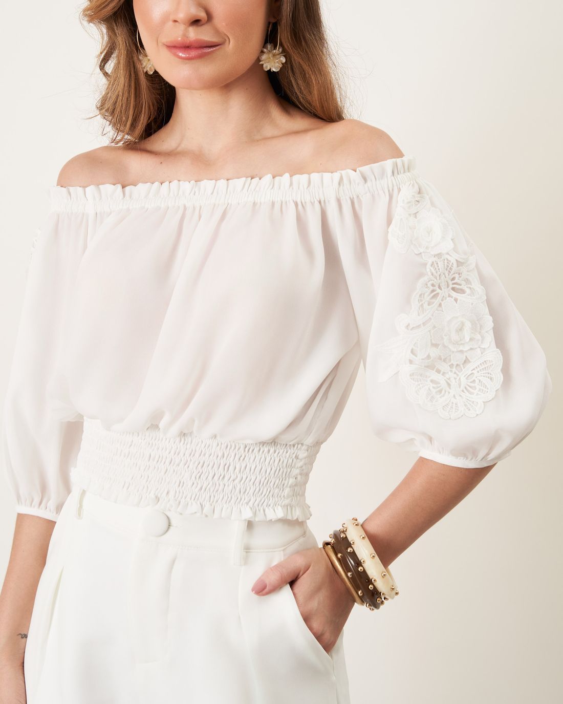 Blusa Ombro a Ombro Manga Renda - Milalai Blusa Ombro a Ombro Manga Renda - Milalai