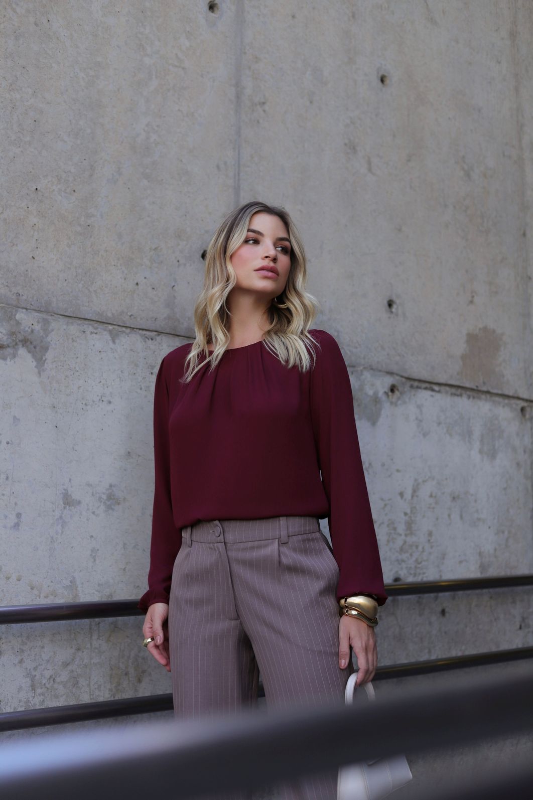 Blusa Crepe Decote Pregas Manga Longa - Doce Flor