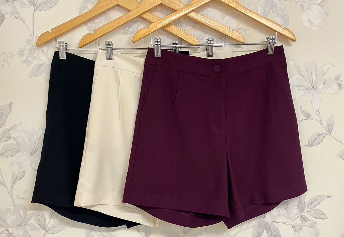 Short Alfaiataria Mista de Viscose com Pregas - Doce Flor