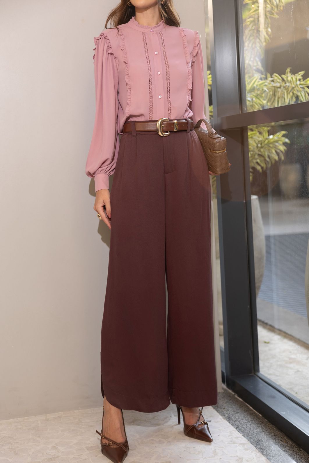 Camisa Crepe com Renda e Babados - Milalai Camisa Crepe com Renda e Babados - Milalai