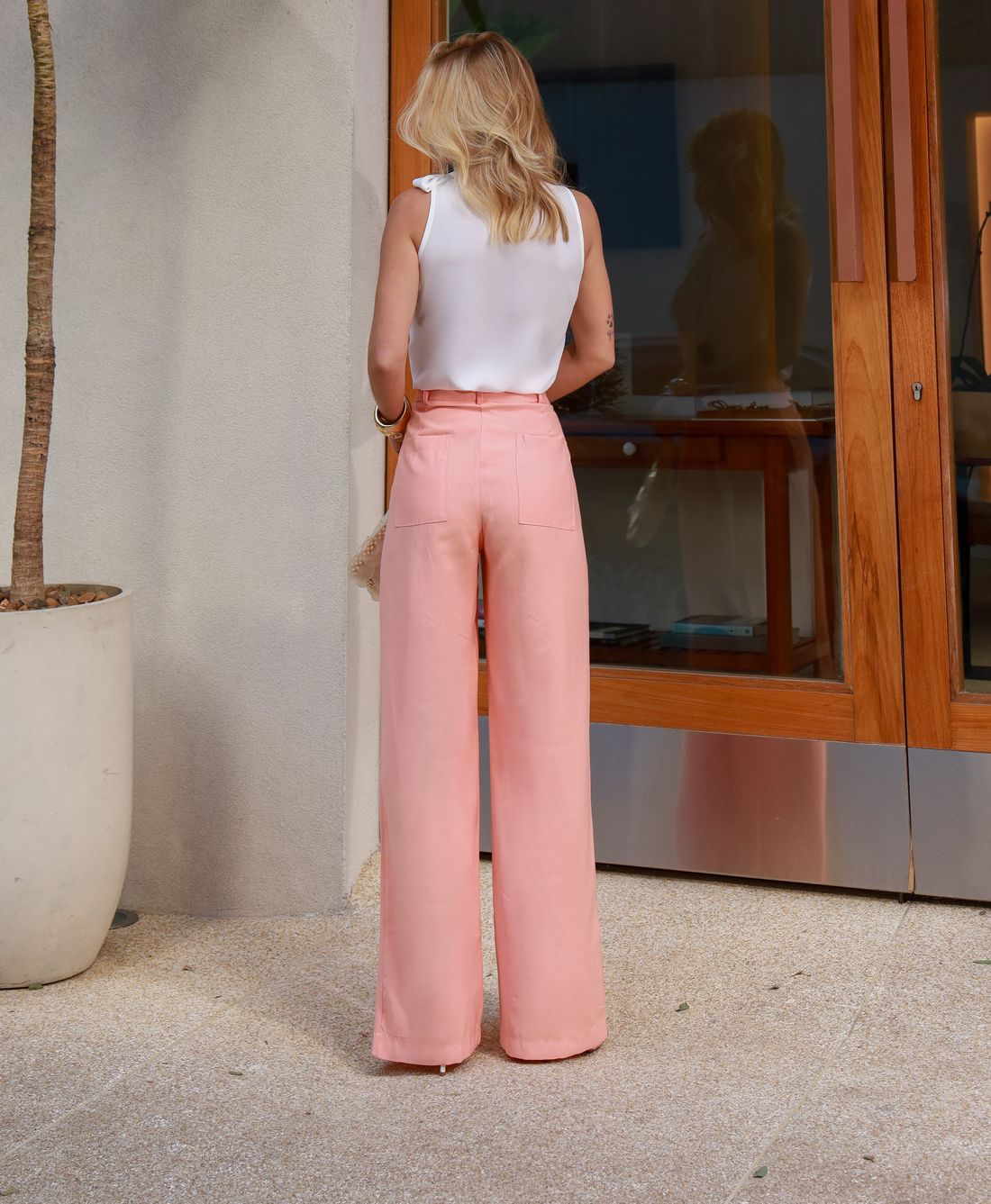 Regata Laço Decote Ombro Botão - Milalai Regata Laço Decote Ombro Botão - Milalai