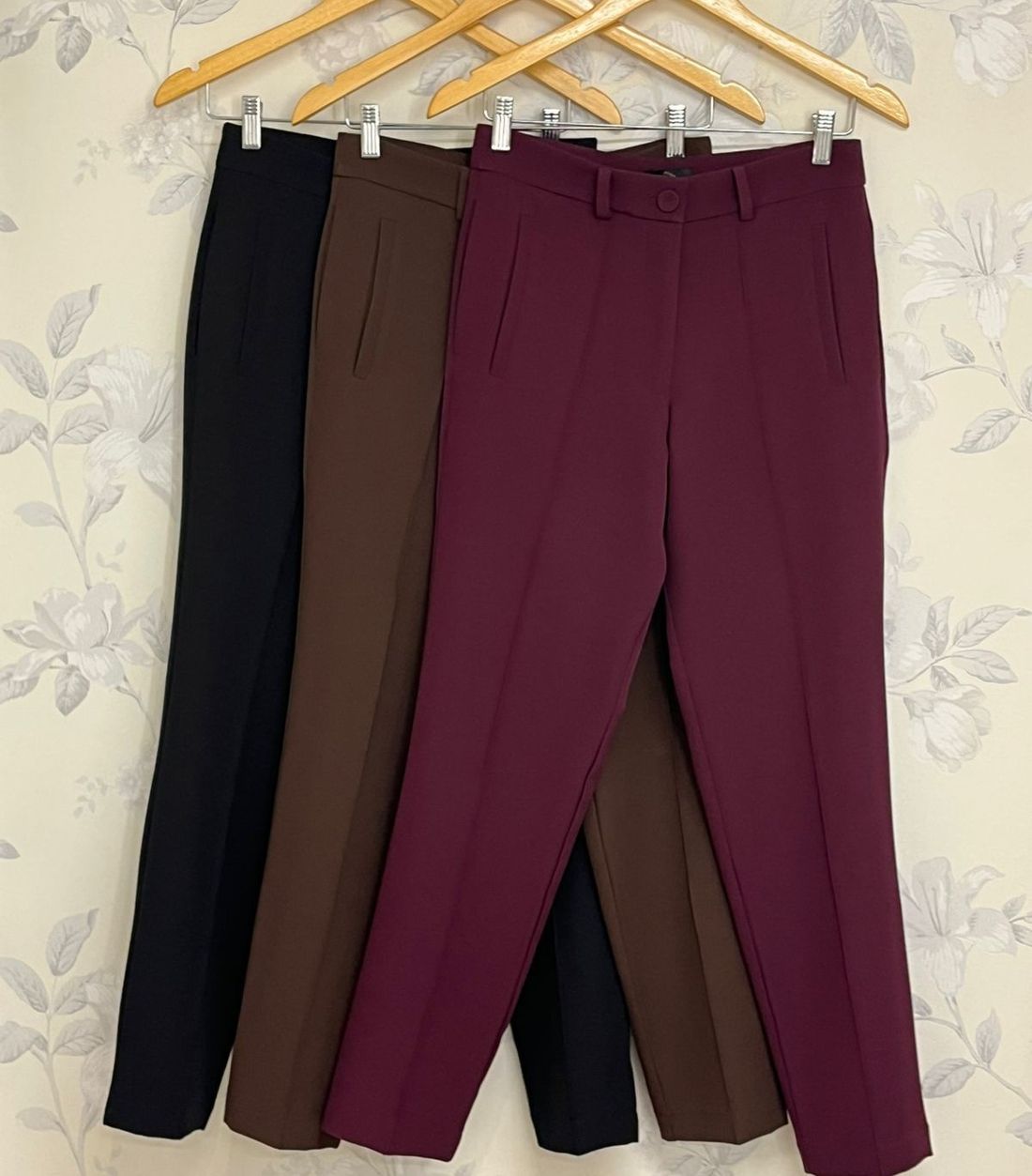 Calça Em Alfaiataria Com Nervuras- Doce Flor