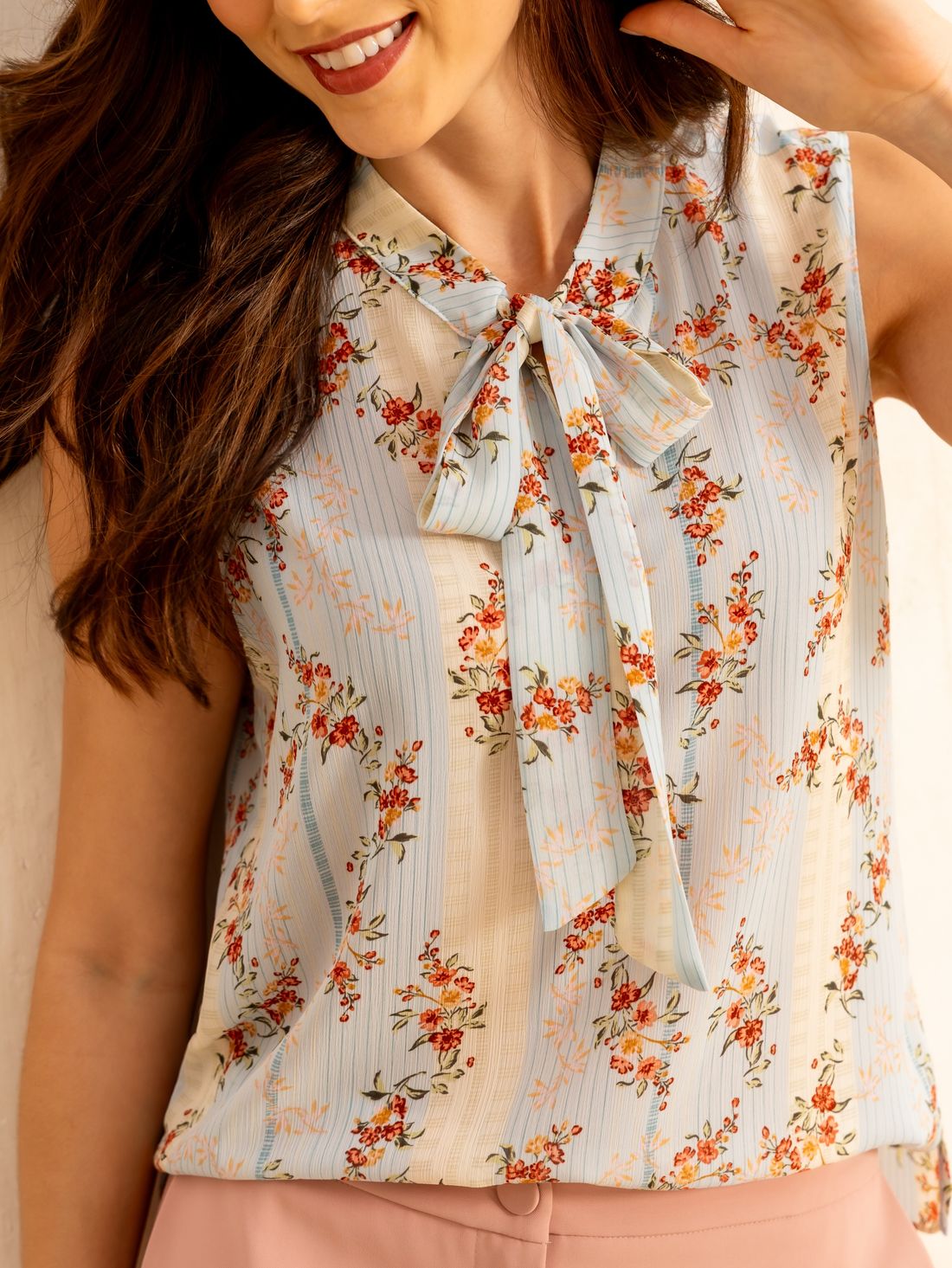 Regata Crepe Gola Laço Floral - Doce Flor
