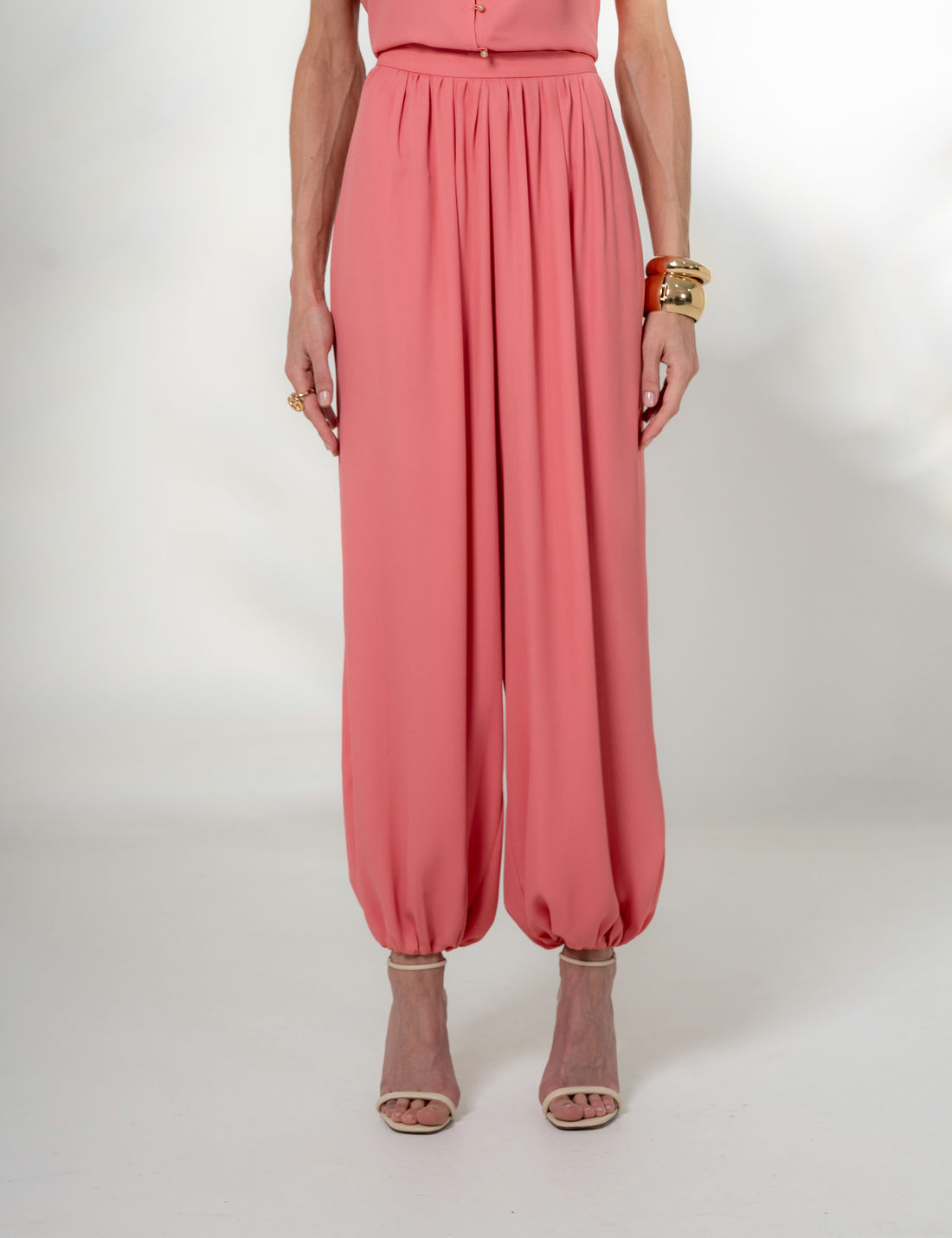 Calça Aladim Ísis Crepe - Unique Chic Calça Aladim Ísis Crepe - Unique Chic