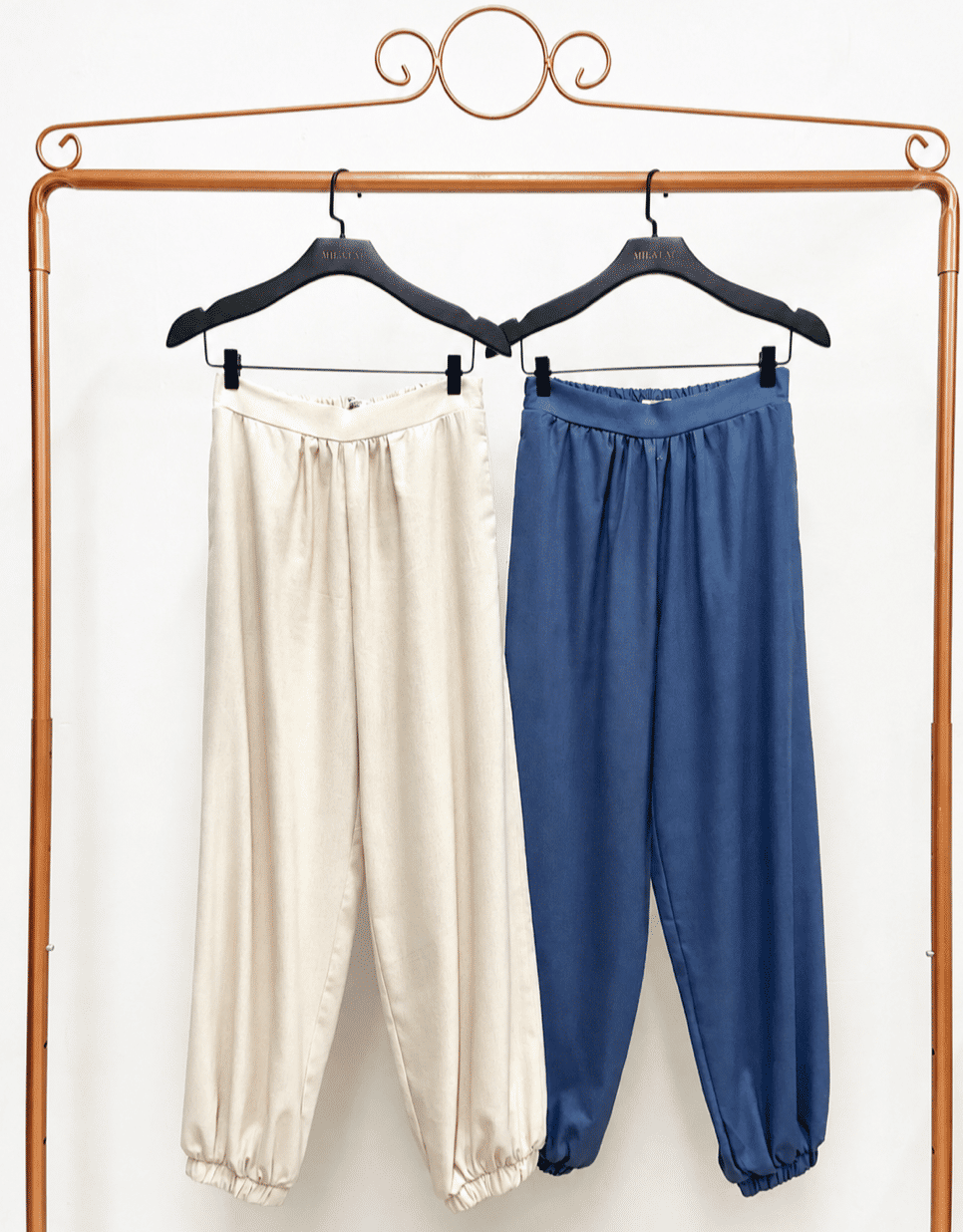 Calça Aladim Viscolinho Lastex - Milalai Calça Aladim Viscolinho Lastex - Milalai