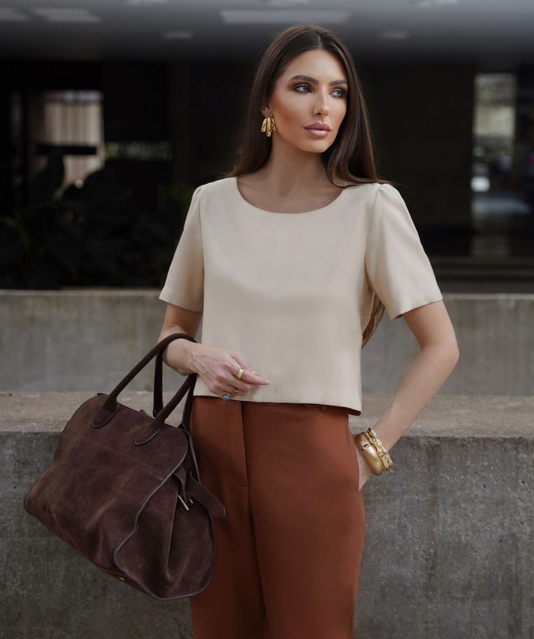 Blusa Viscose Curta Botões Nas Costas - Doce Flor Blusa Viscose Curta Botões Nas Costas - Doce Flor