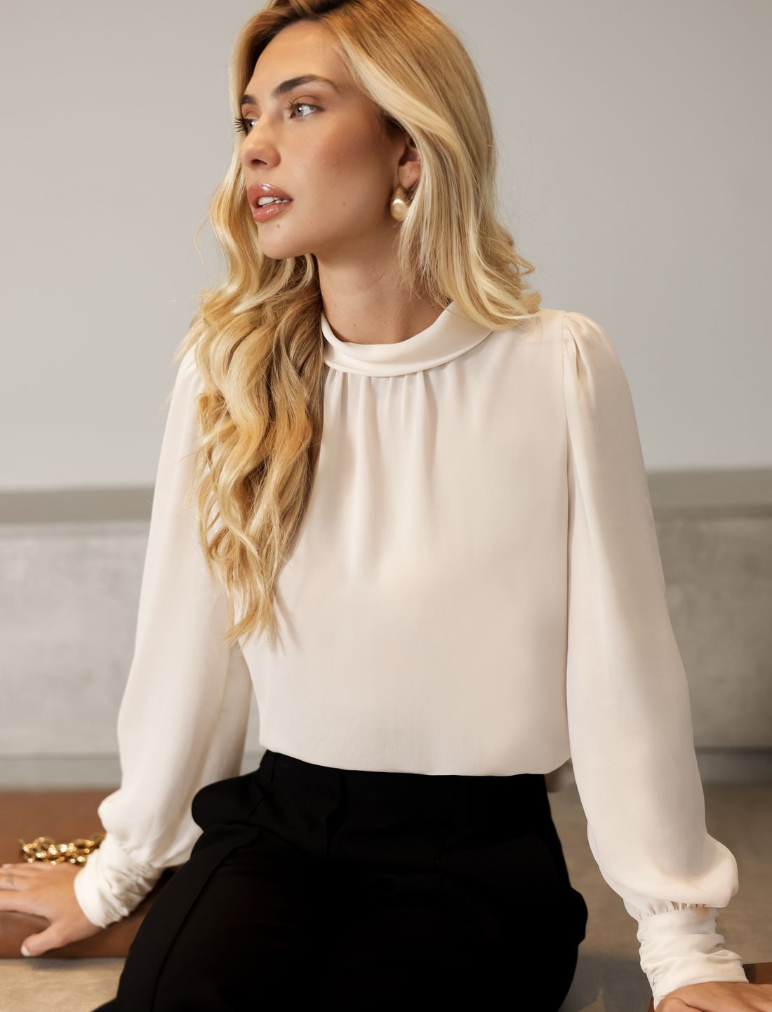 Blusa Crepe Gola Sport Manga Longa - Doce Flor