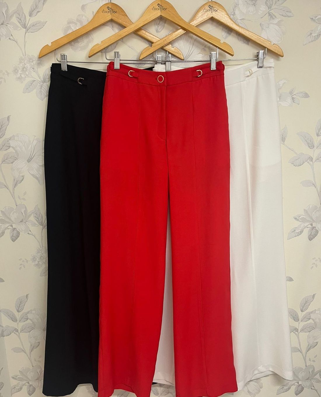 Calça Wide Leg Argola Cós - Doce Flor Calça Wide Leg Argola Cós - Doce Flor