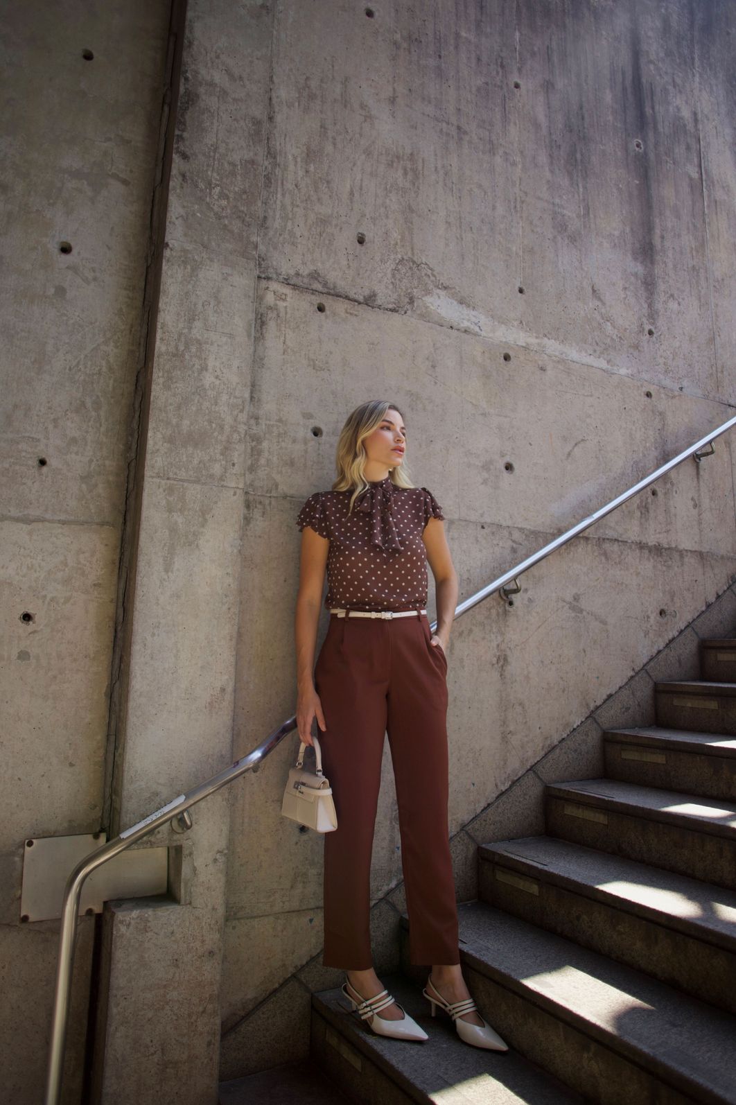 Blusa Crepe Gola Alta Poás - Doce Flor