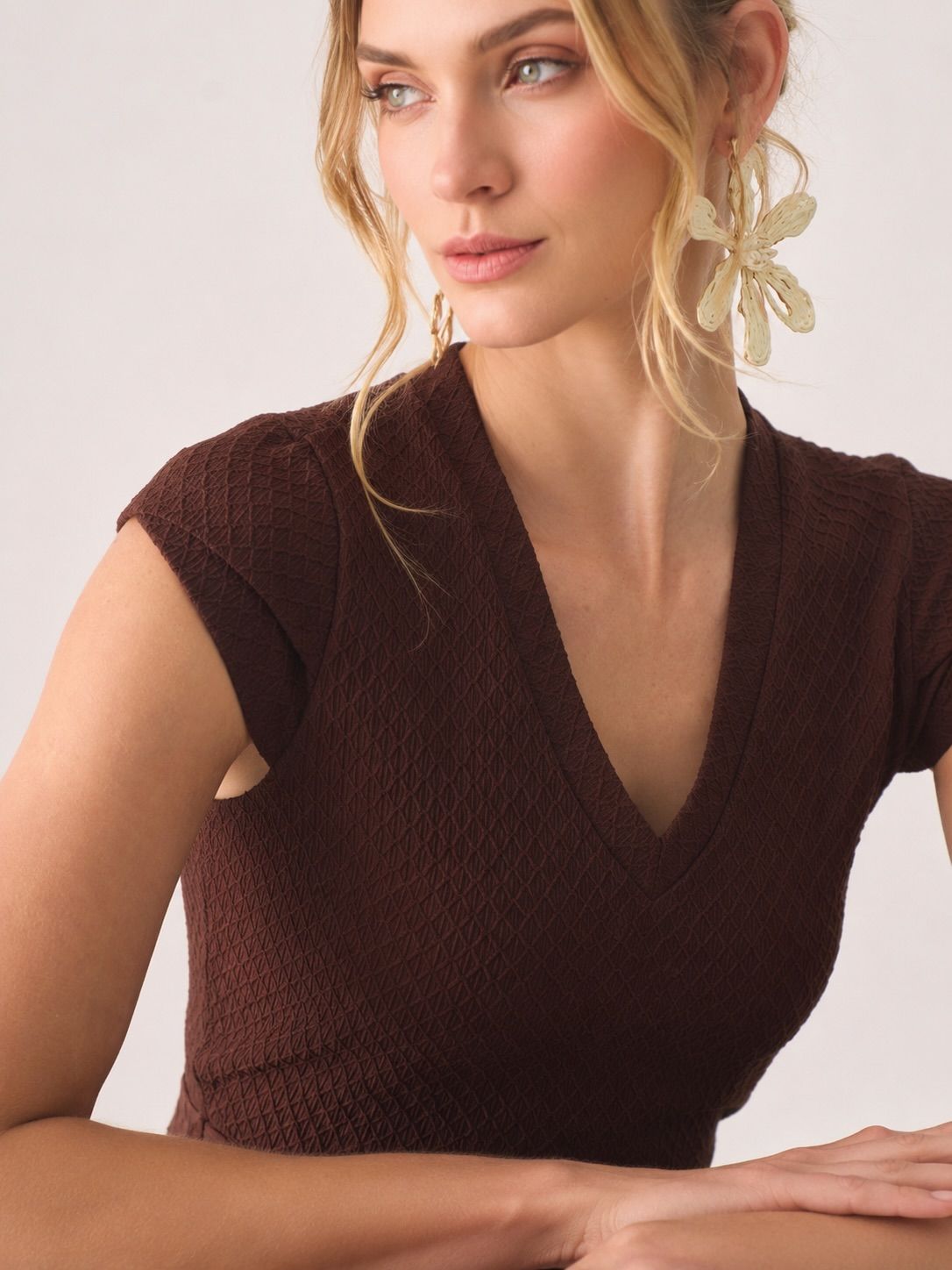 Blusa Malha Maquinetada Decote V - Milalai Blusa Malha Maquinetada Decote V - Milalai