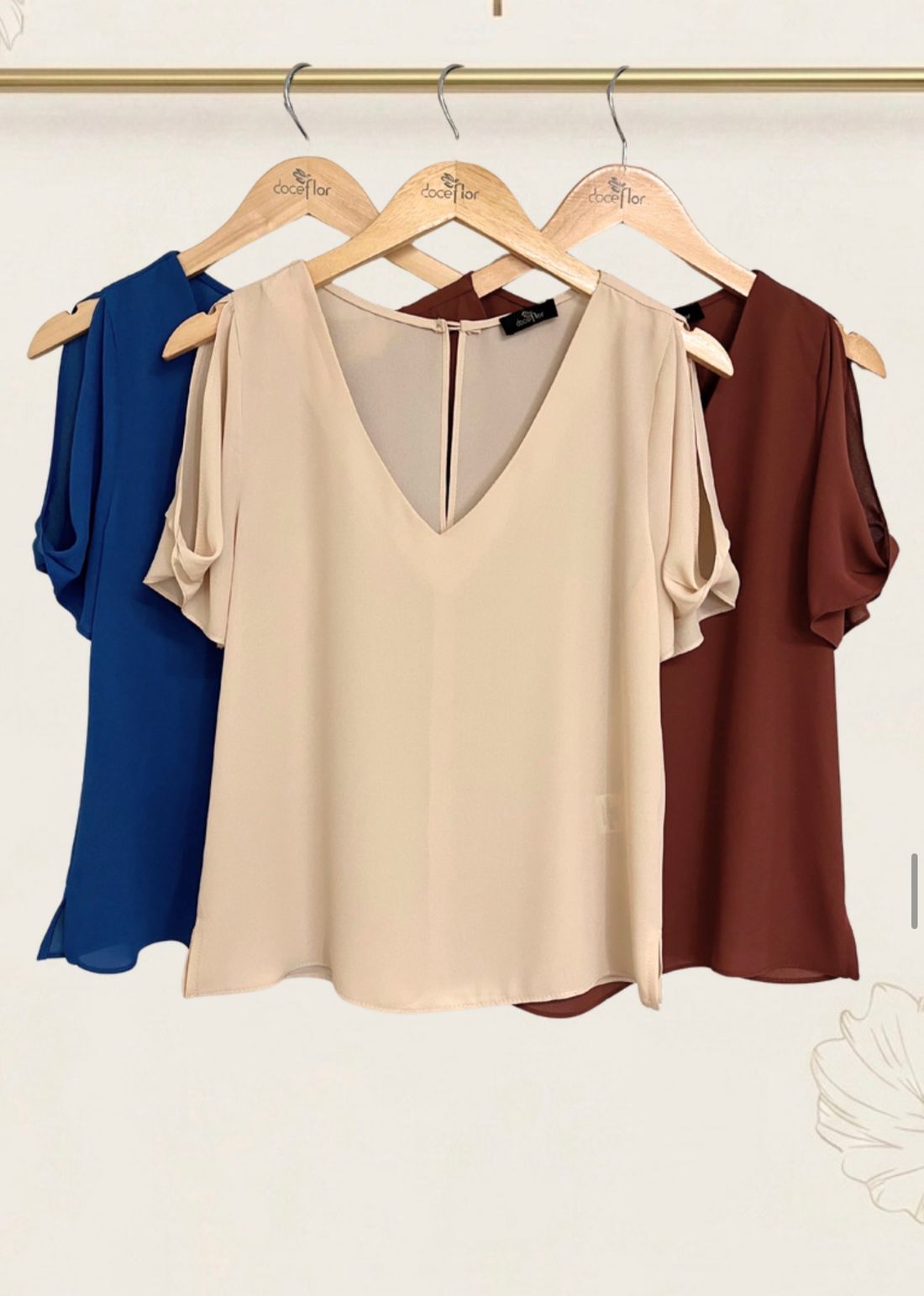 Blusa Crepe Decote V Manga Torcida - Doce Flor