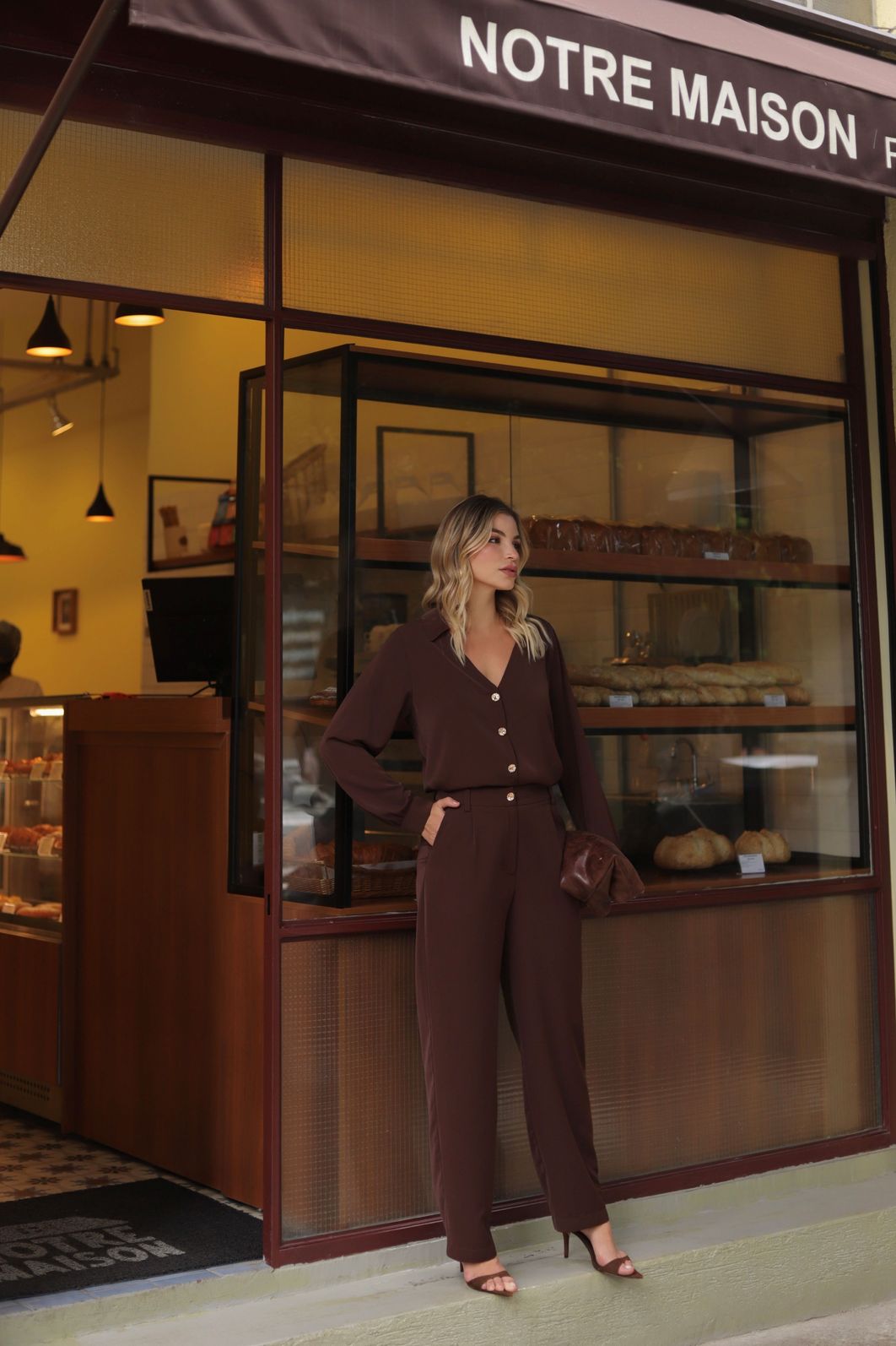 Calça Reta Pregas - Doce Flor